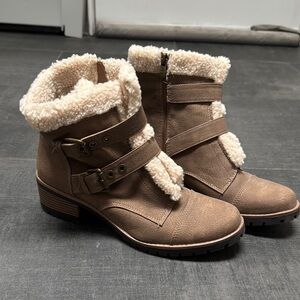Women's AK Sport Tan Ankle Boots with Sherpa Accents